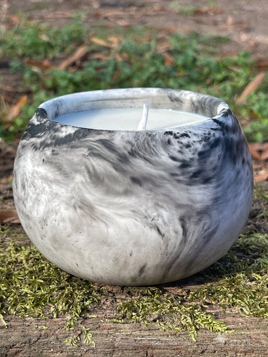 Sanctuary Holiday Spirit Candle